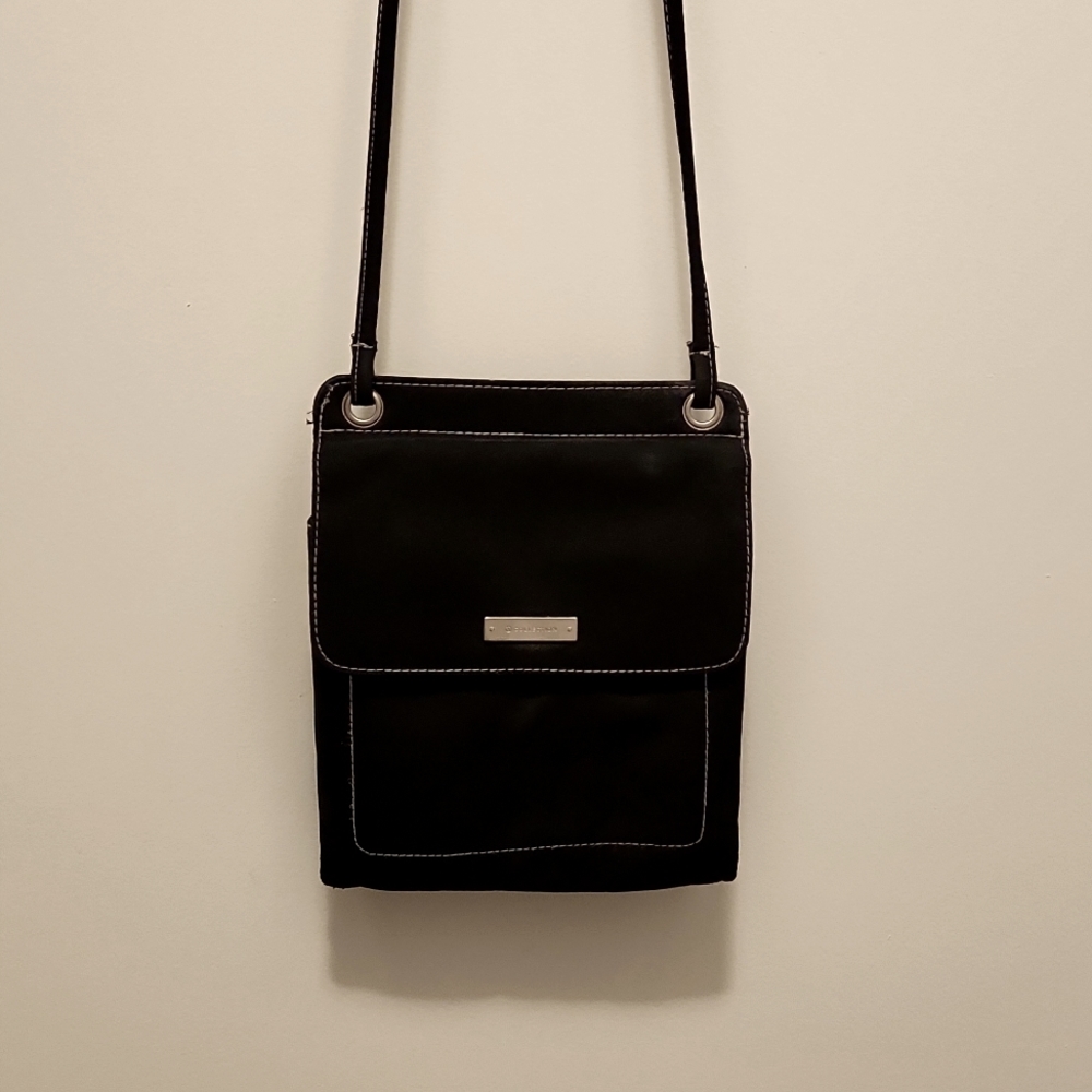 Classic Crossbody bag black travel - canvas